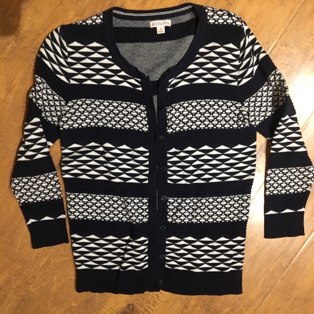 BLUE AND WHITE CARDIGAN